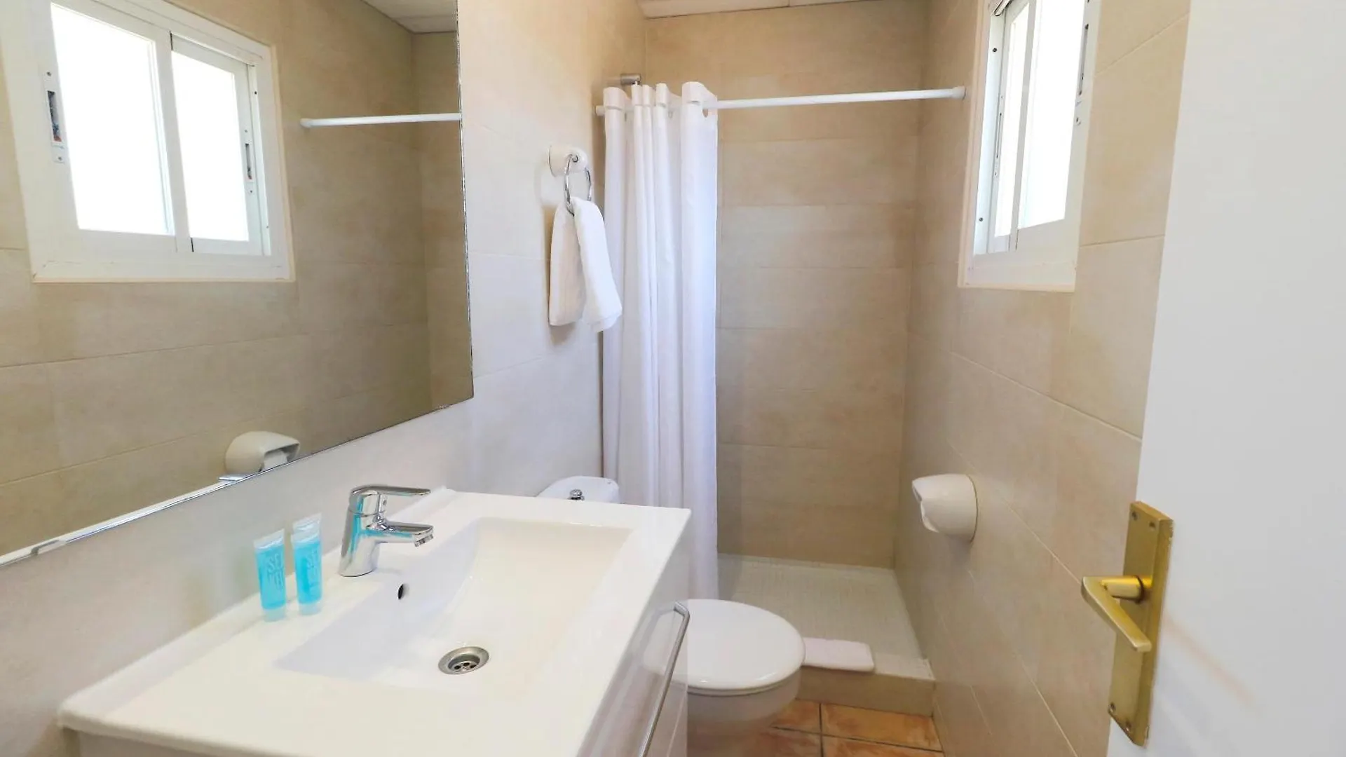 Hostel HR Gil Palmanova